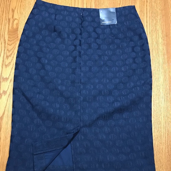Banana Republic Dresses & Skirts - Banana Republic pencil skirt blue 6 NWT